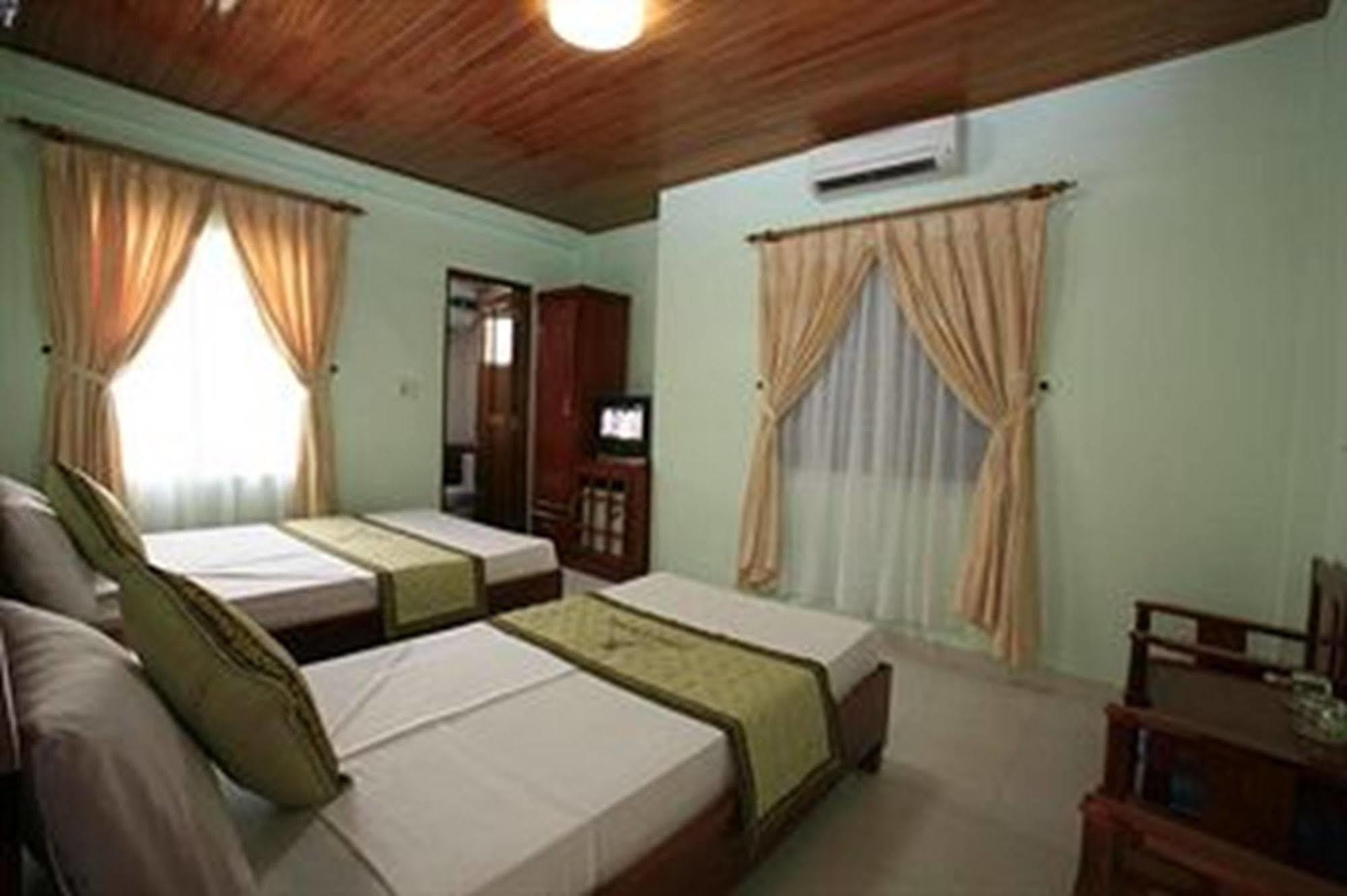 Amigo Hue Hotel Екстер'єр фото