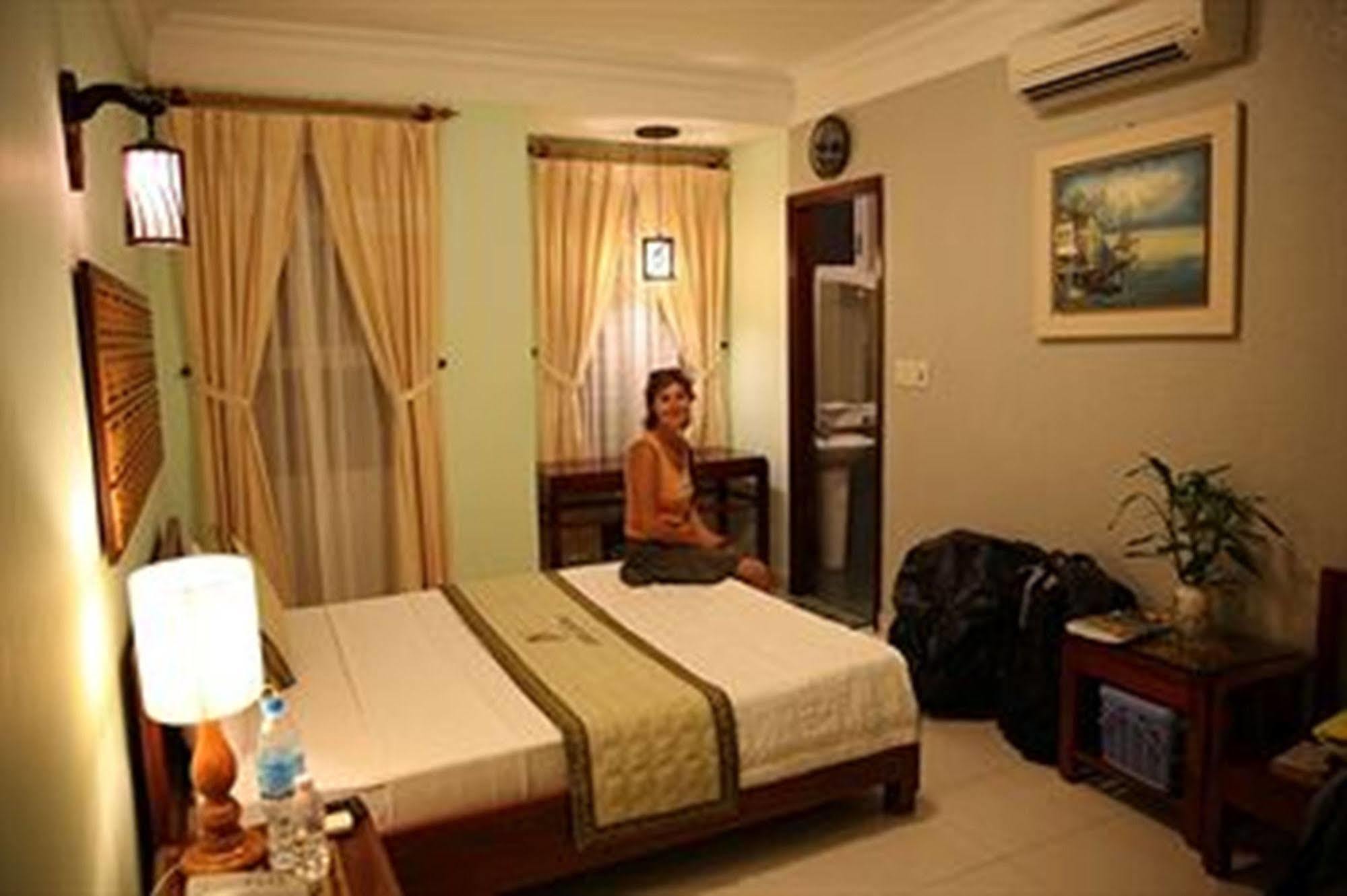 Amigo Hue Hotel Екстер'єр фото